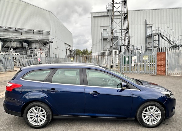 Used Ford Focus 2012 for sale - 76026709: Photo 10