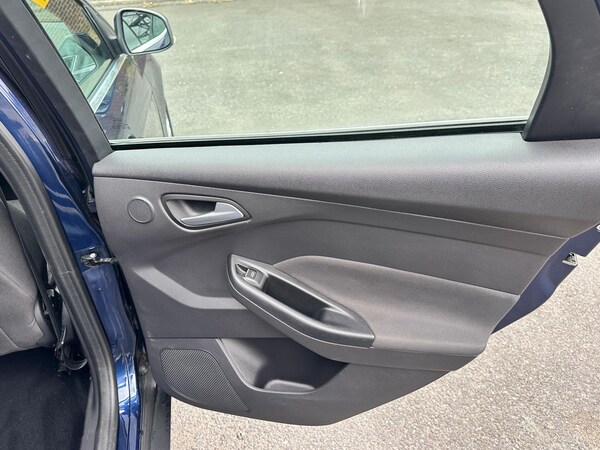 Used Ford Focus 2012 for sale - 76026709: Photo 29