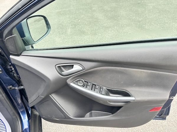 Used Ford Focus 2012 for sale - 76026709: Photo 30