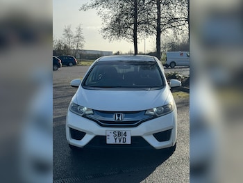 Used Honda Jazz 2014 for sale - 77400877: Photo