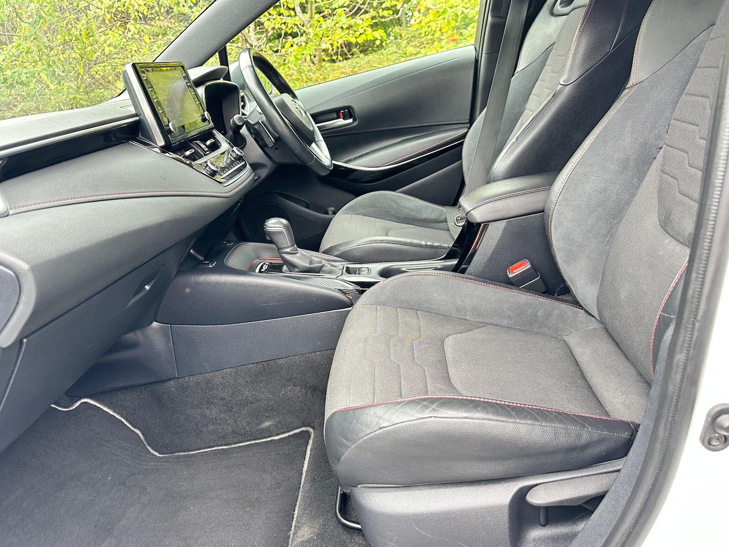 Used Toyota Corolla 2019 for sale - 76976668: Photo 37