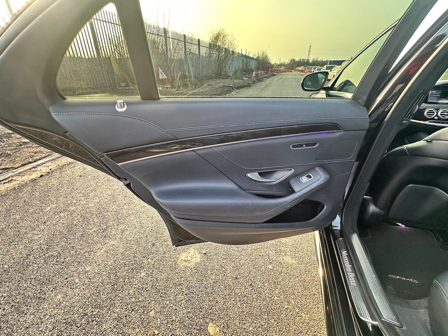 Used Mercedes-Benz S Class for sale - 77825193: Photo 31