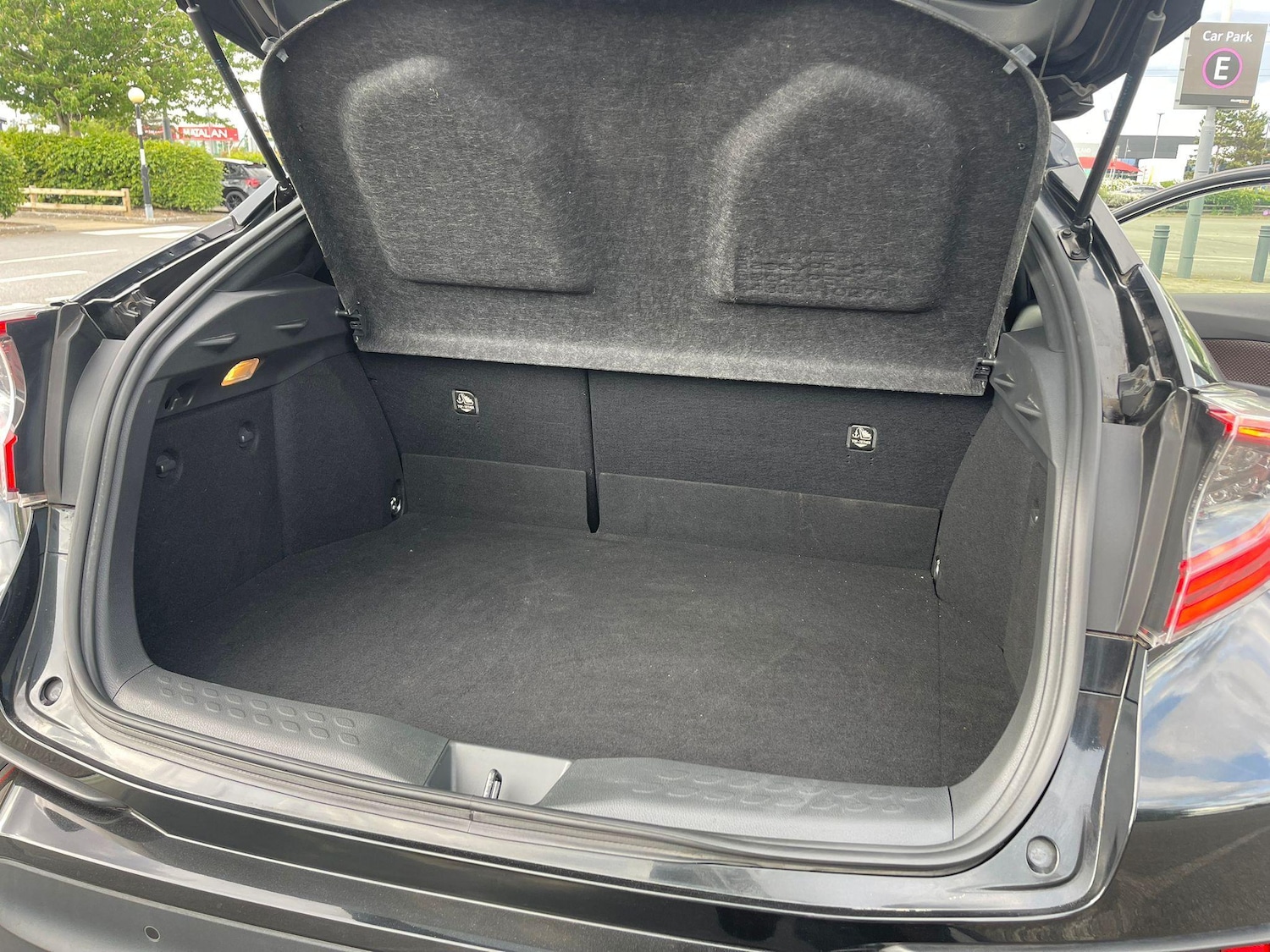 Vehicle 28