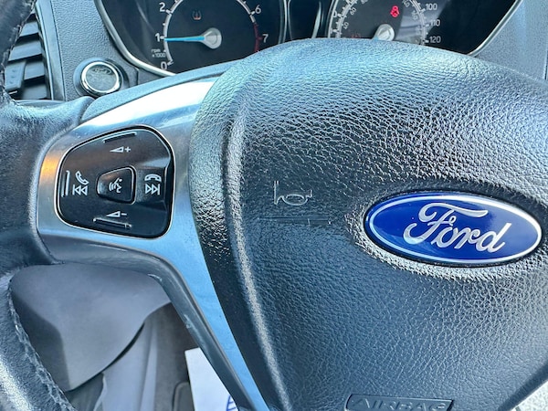 Used Ford Ecosport 2017 for sale - 76200617: Photo 25