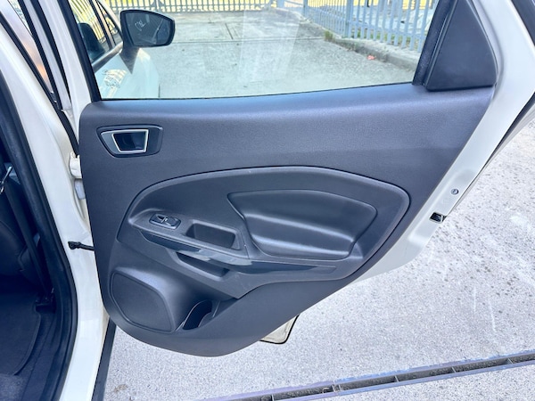 Used Ford Ecosport 2017 for sale - 76200617: Photo 30