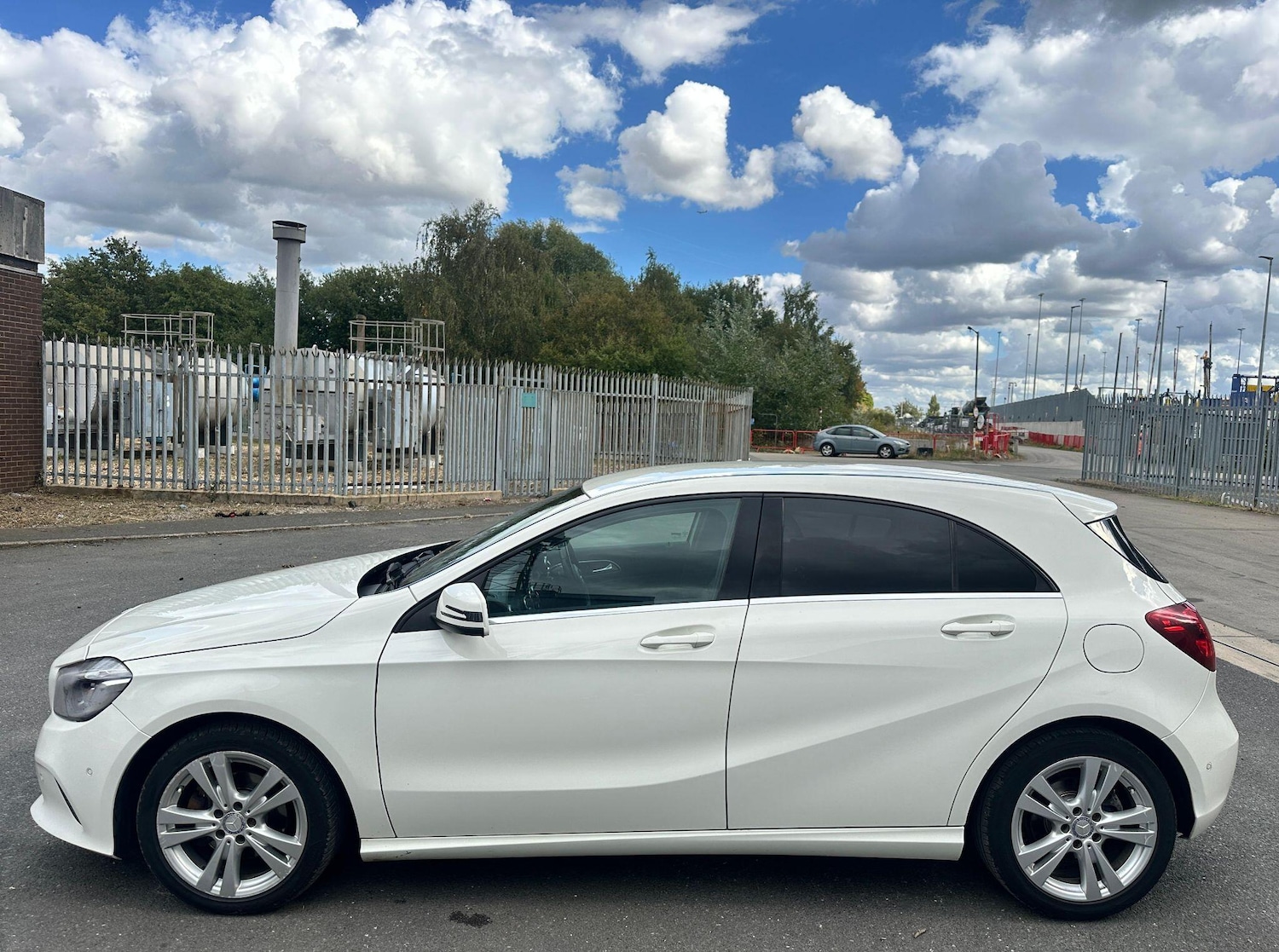 Used Mercedes-Benz A-Class 2016 for sale - 76976077: Photo 6