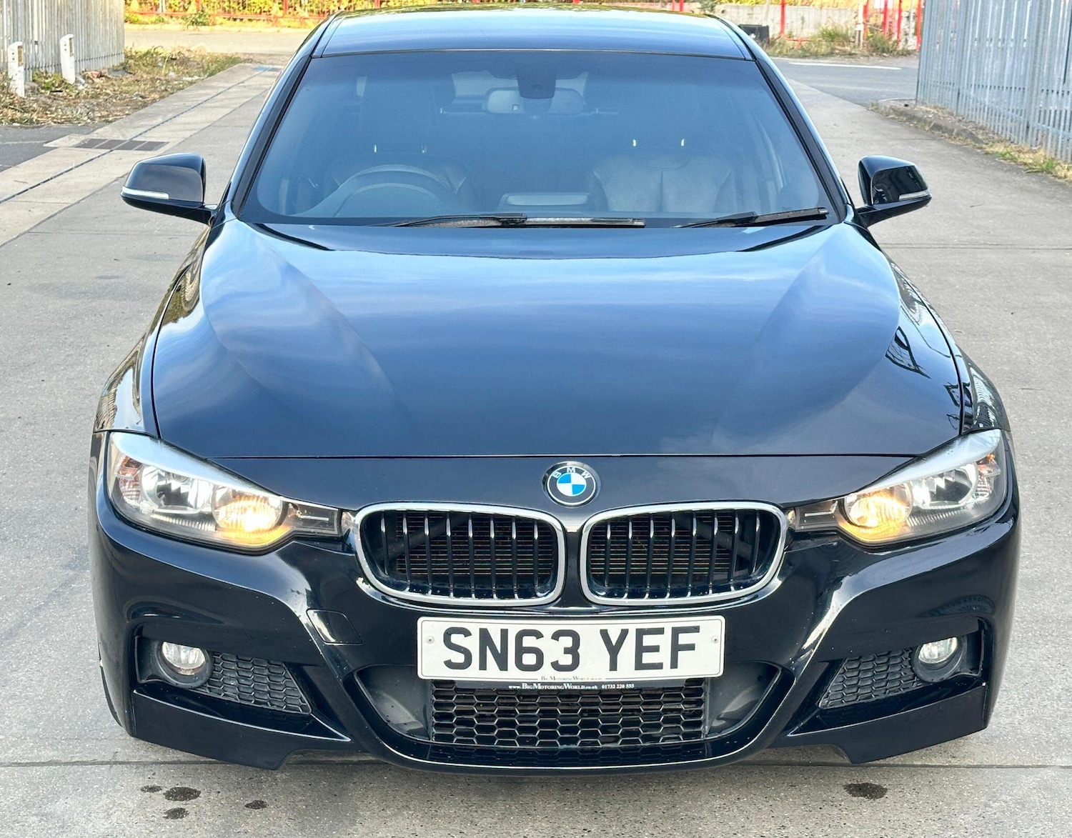 Used BMW 3 Series 2013 for sale - 76201103: Photo 2