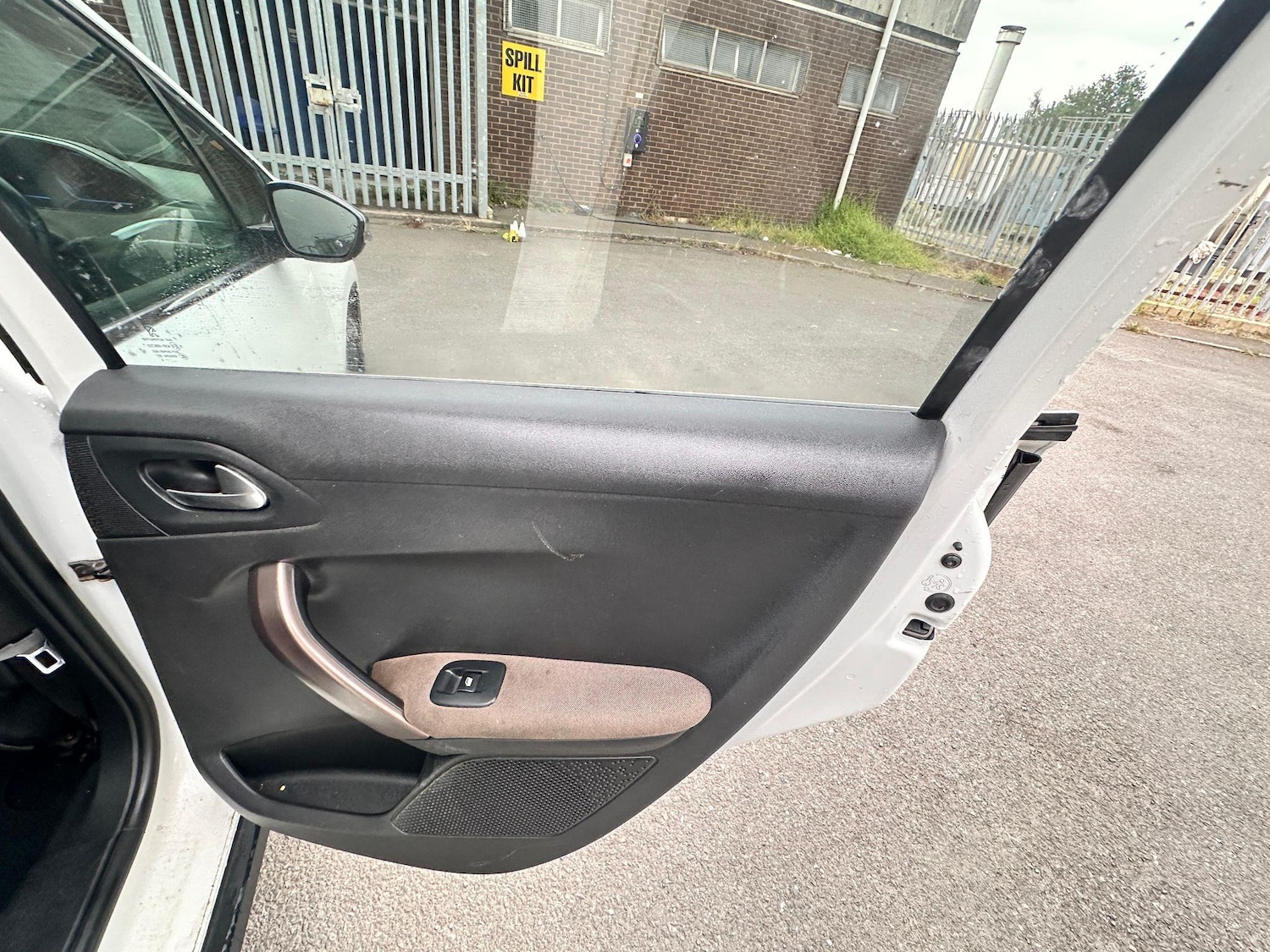 Vehicle 29