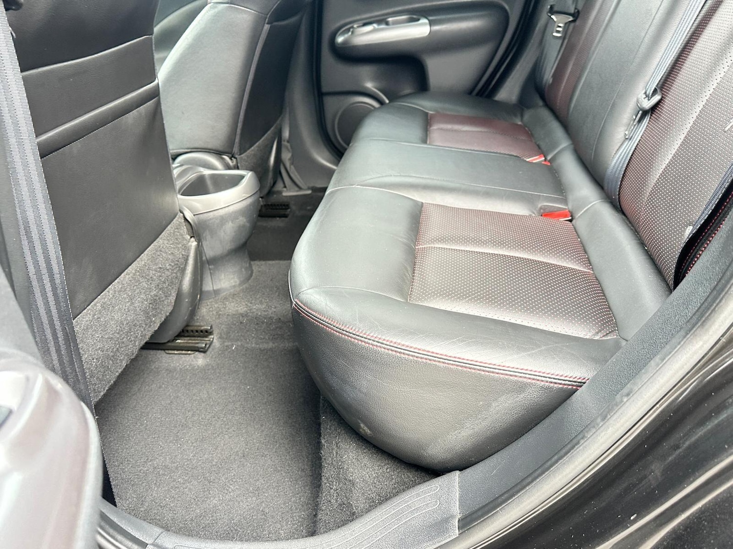 Used Nissan Juke 2011 for sale - 76976732: Photo 12