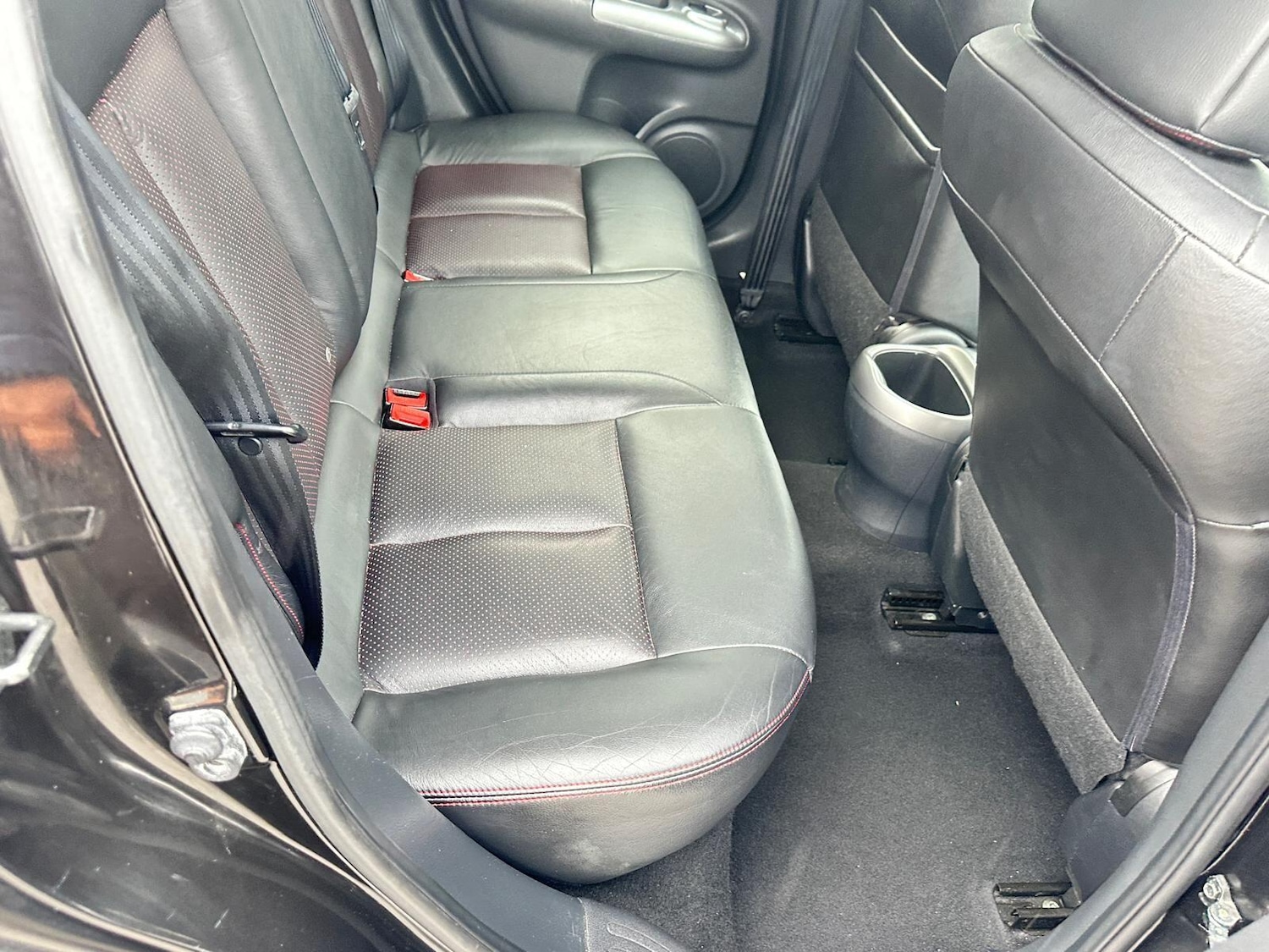 Used Nissan Juke 2011 for sale - 76976732: Photo 15