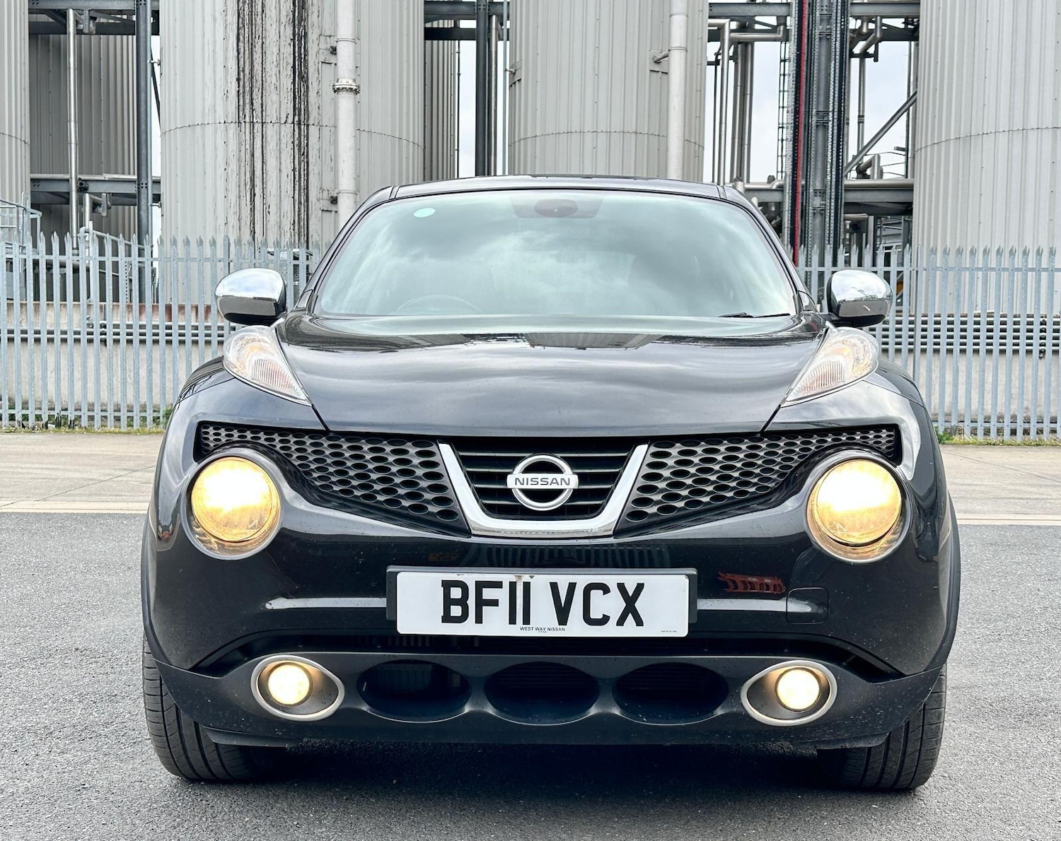 Used Nissan Juke 2011 for sale - 76976732: Photo 2