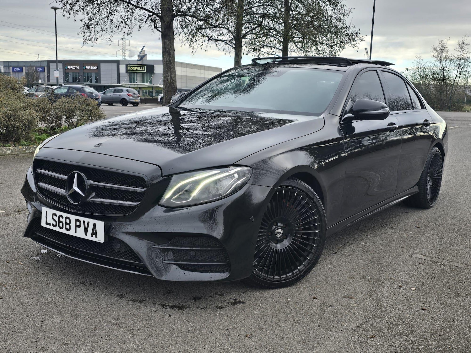 Used Mercedes-Benz E Class 2018 for sale - 77130906: Photo 11