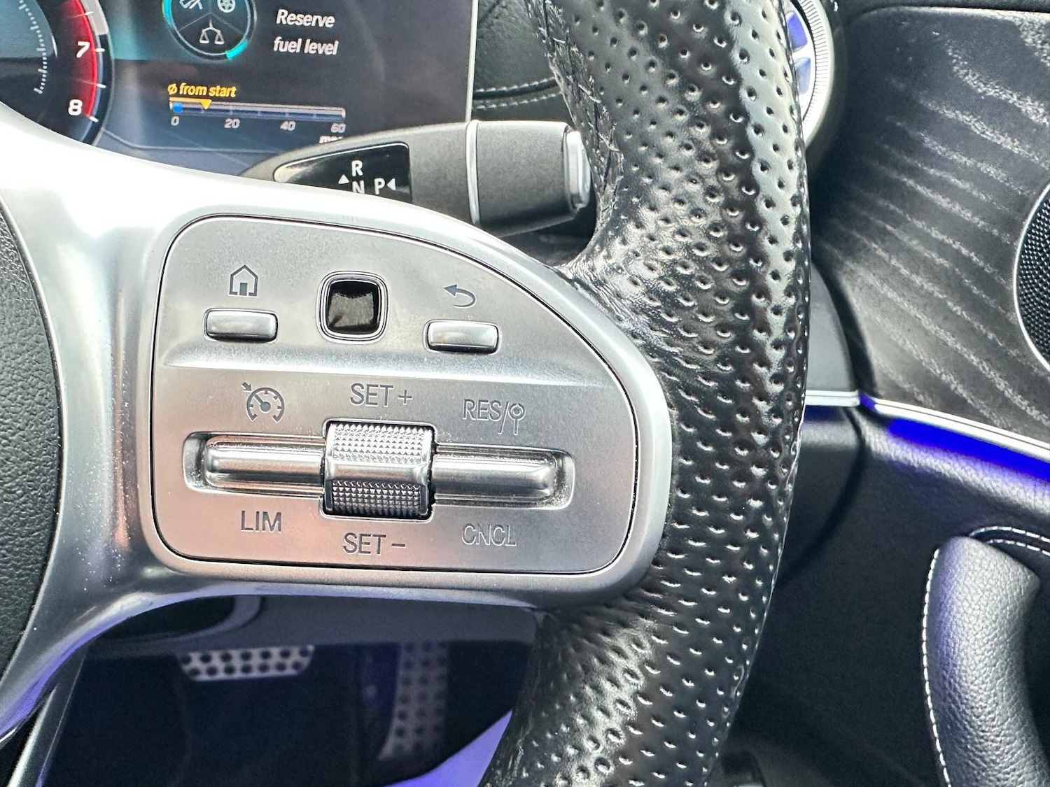 Used Mercedes-Benz E Class 2018 for sale - 77130906: Photo 32