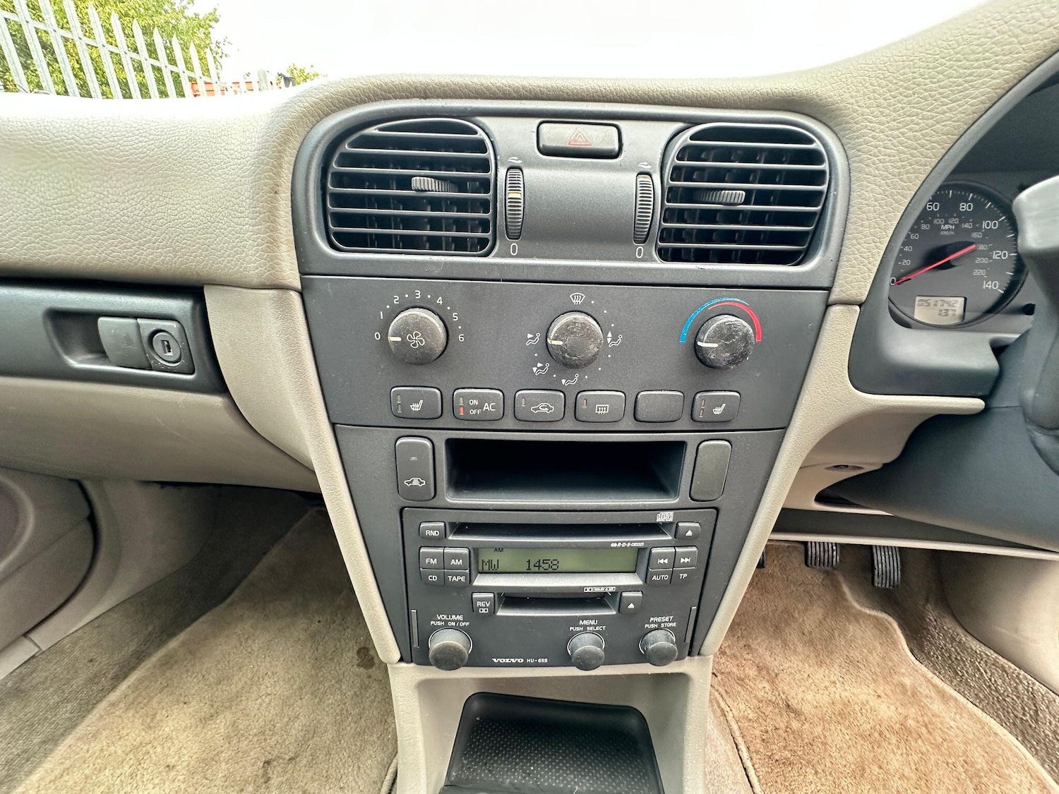 Vehicle 27