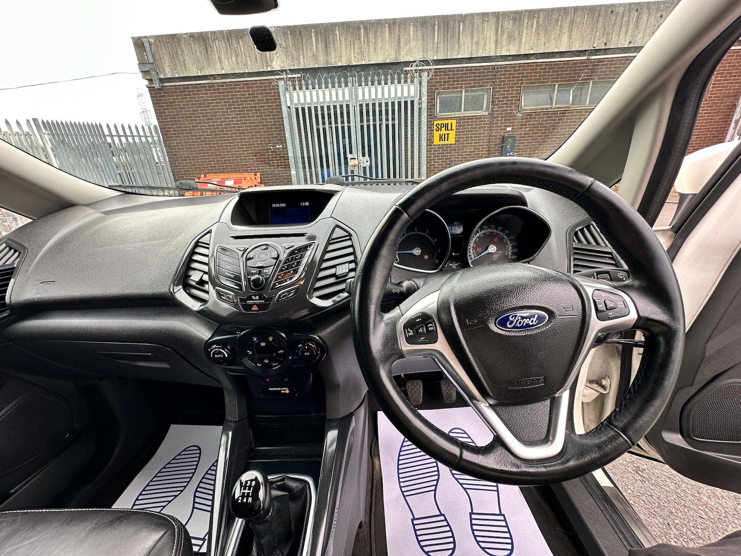 Used Ford Ecosport 2017 for sale - 76095108: Photo 13