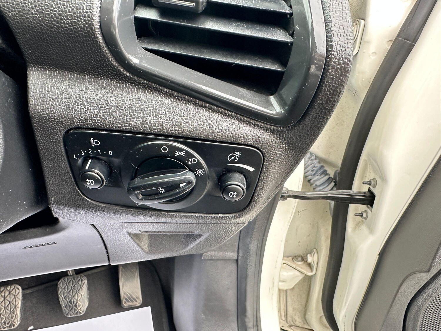 Used Ford Ecosport 2017 for sale - 76095108: Photo 24