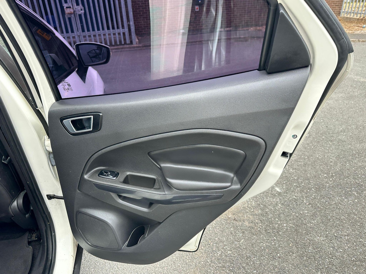 Used Ford Ecosport 2017 for sale - 76095108: Photo 27