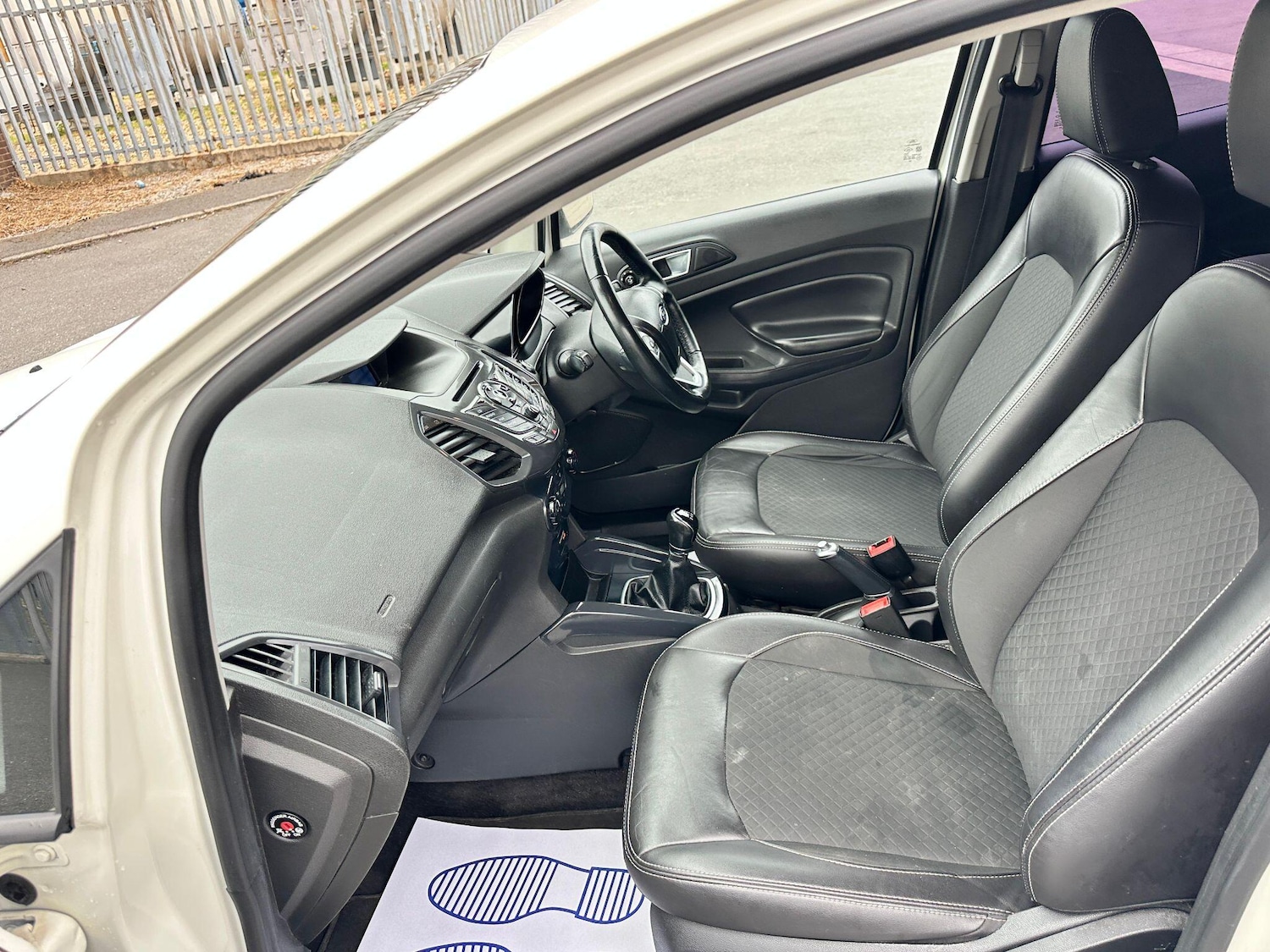 Used Ford Ecosport 2017 for sale - 76095108: Photo 37