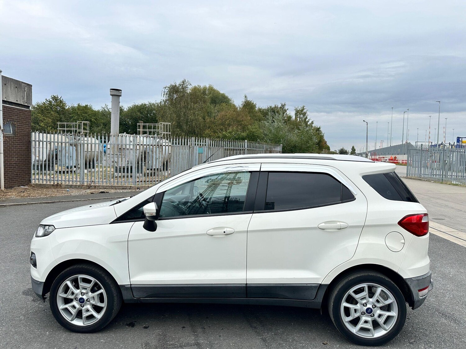 Used Ford Ecosport 2017 for sale - 76095108: Photo 8