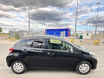 Used Toyota Vitz 2025 for sale - 75246980: Photo