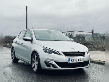 Used Peugeot 308 2016 for sale - 75577410: Photo
