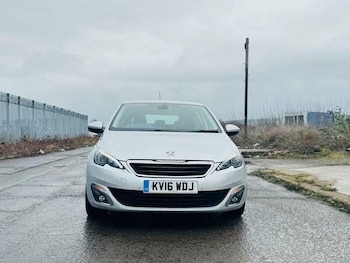 Used Peugeot 308 2016 for sale - 75577410: Photo