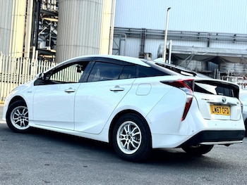 Used Toyota Prius 2017 for sale - 75458863: Photo