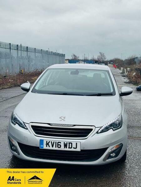 Used Peugeot 308 2016 for sale - 76378019: Photo 12
