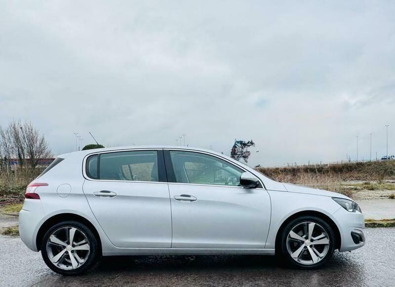 Used Peugeot 308 2016 for sale - 76378019: Photo 13