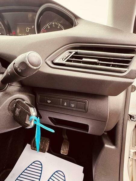 Used Peugeot 308 2016 for sale - 76378019: Photo 16