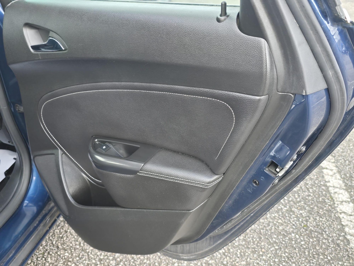 Used Vauxhall Astra 2010 for sale - 77238563: Photo 15