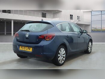 Used Vauxhall Astra 2010 for sale - 77238563: Photo