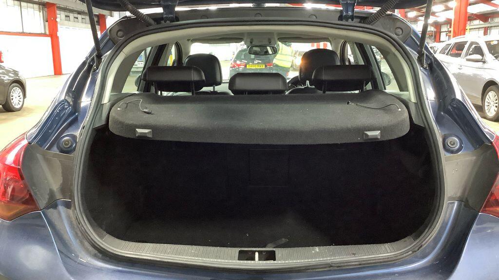 Used Vauxhall Astra for sale - 77238563: Photo 7