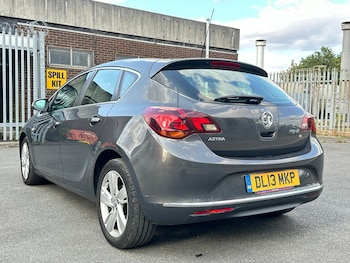Used Vauxhall Astra 2013 for sale - 75493225: Photo