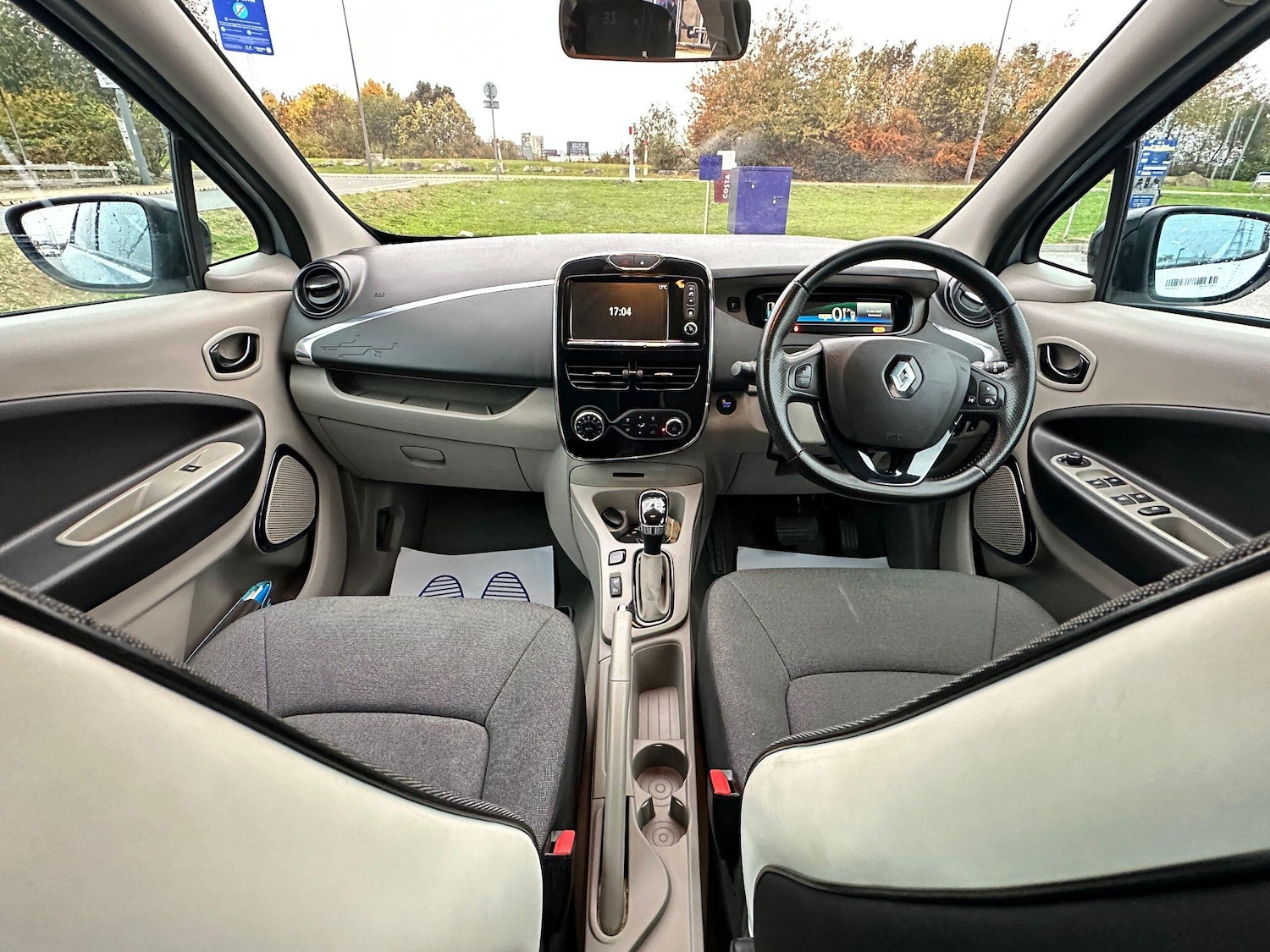 Used Renault Zoe for sale - 76976772: Photo 13