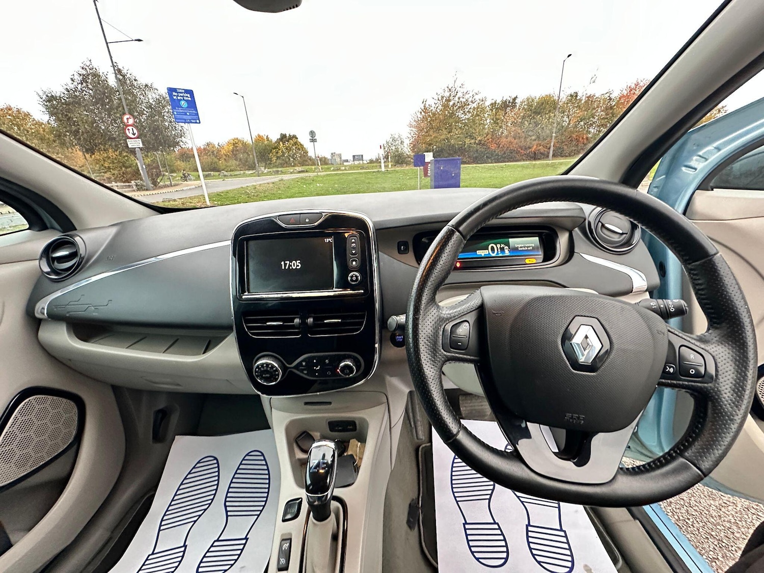 Used Renault Zoe for sale - 76976772: Photo 16