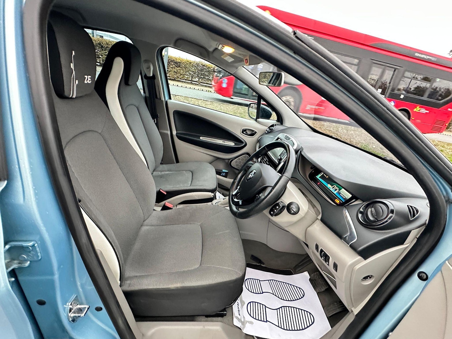 Used Renault Zoe for sale - 76976772: Photo 18