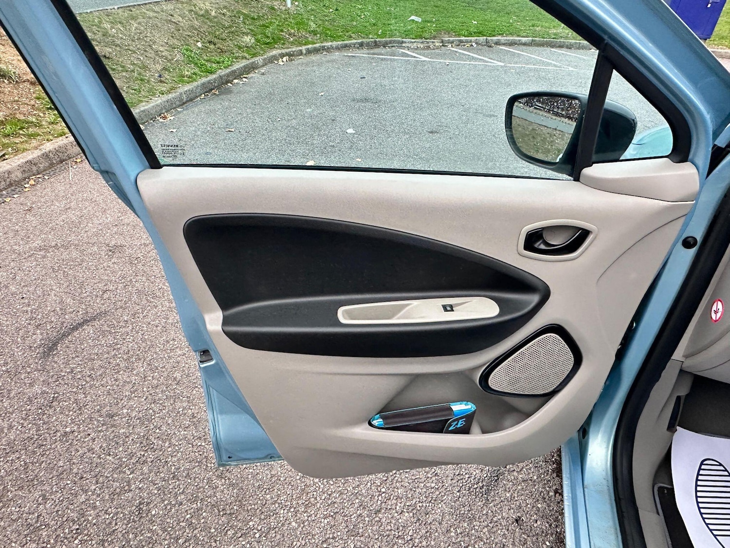 Used Renault Zoe for sale - 76976772: Photo 29