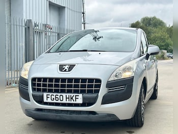 Used Peugeot 3008 2010 for sale - 76031701: Photo 3