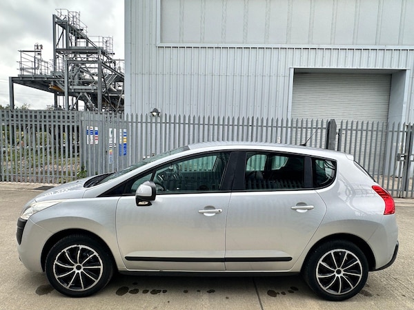 Used Peugeot 3008 2010 for sale - 76031701: Photo 8