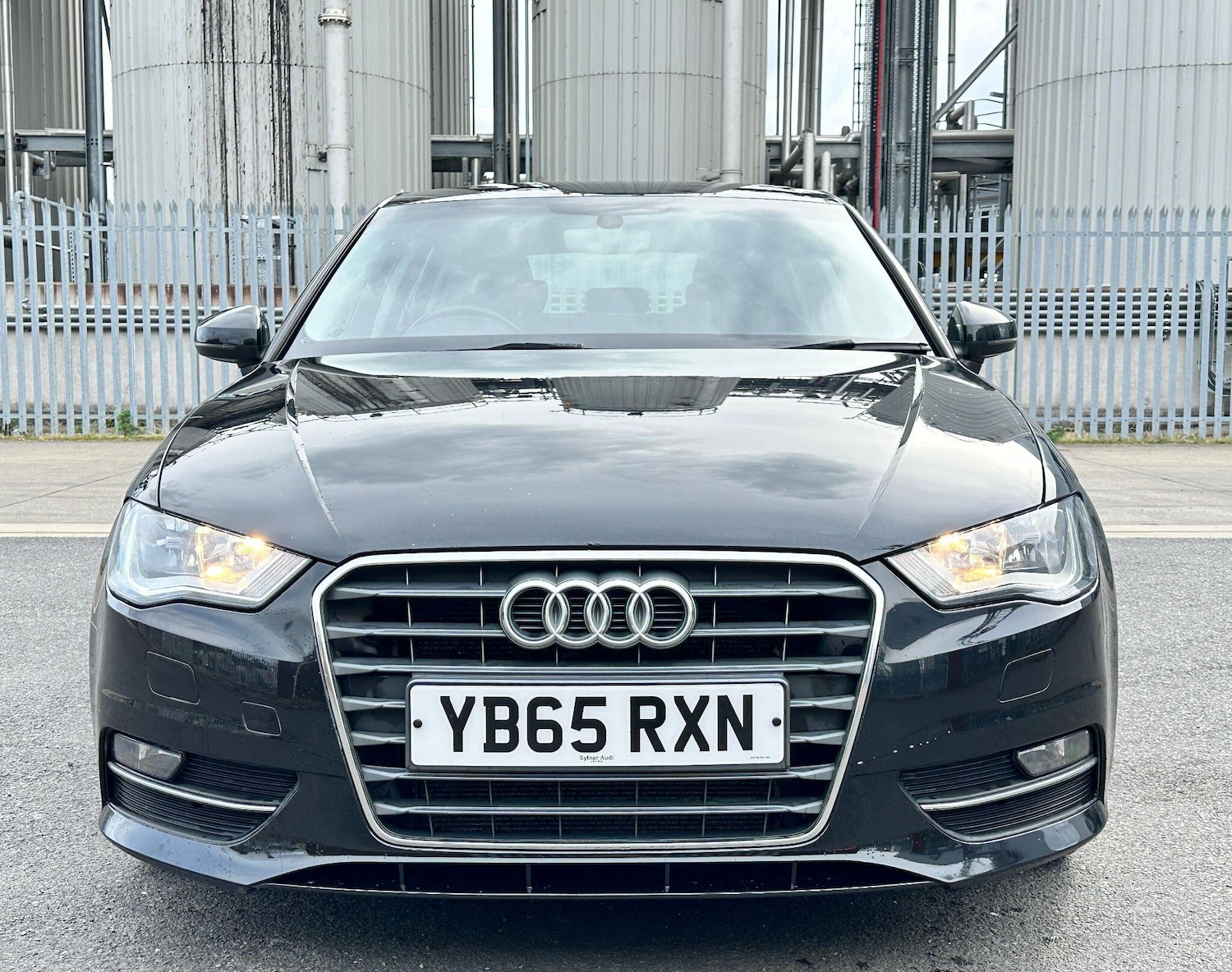 Used Audi A3 2015 for sale - 76988115: Photo 2