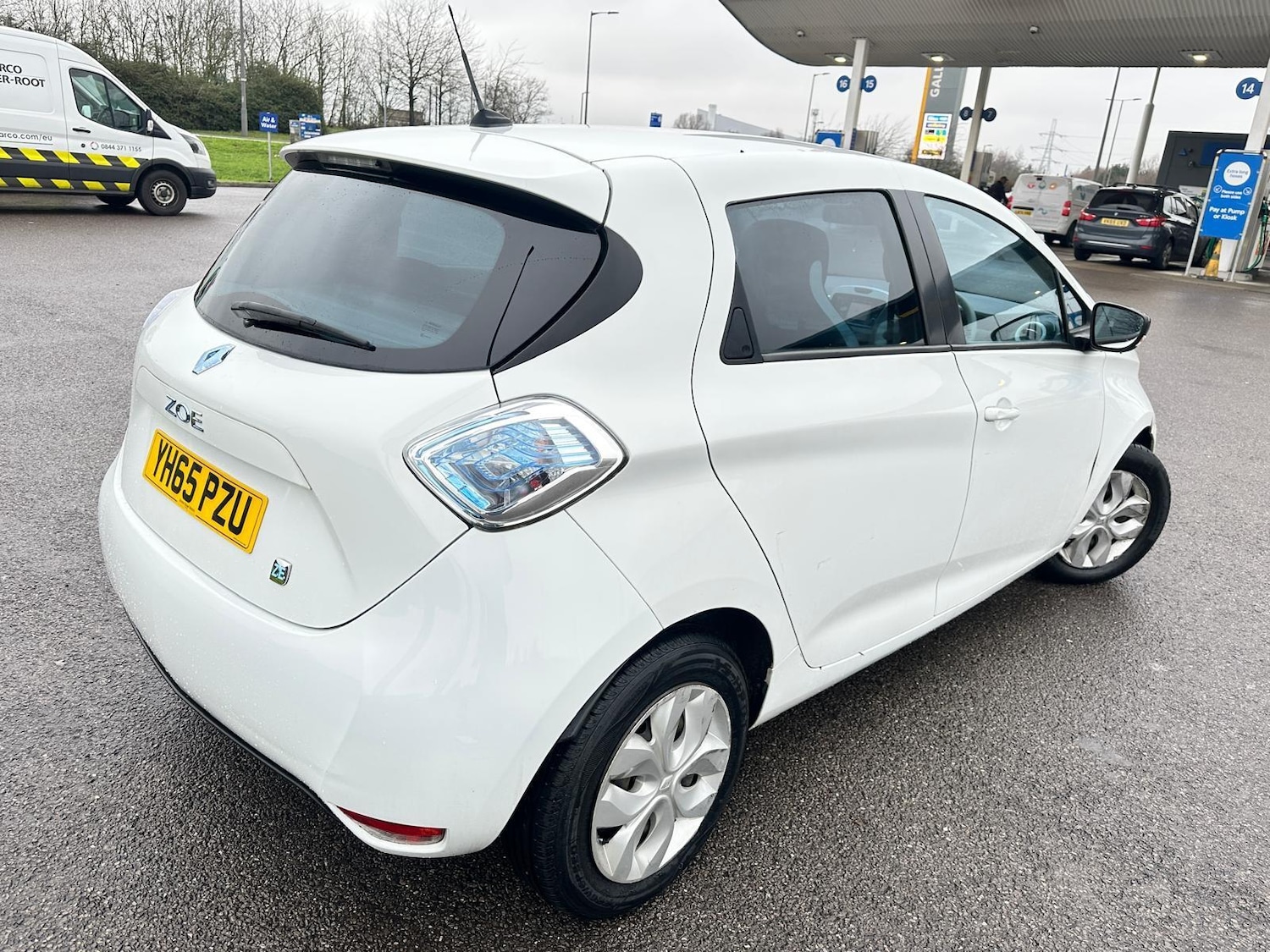 Used Renault Zoe for sale - 77549417: Photo 12