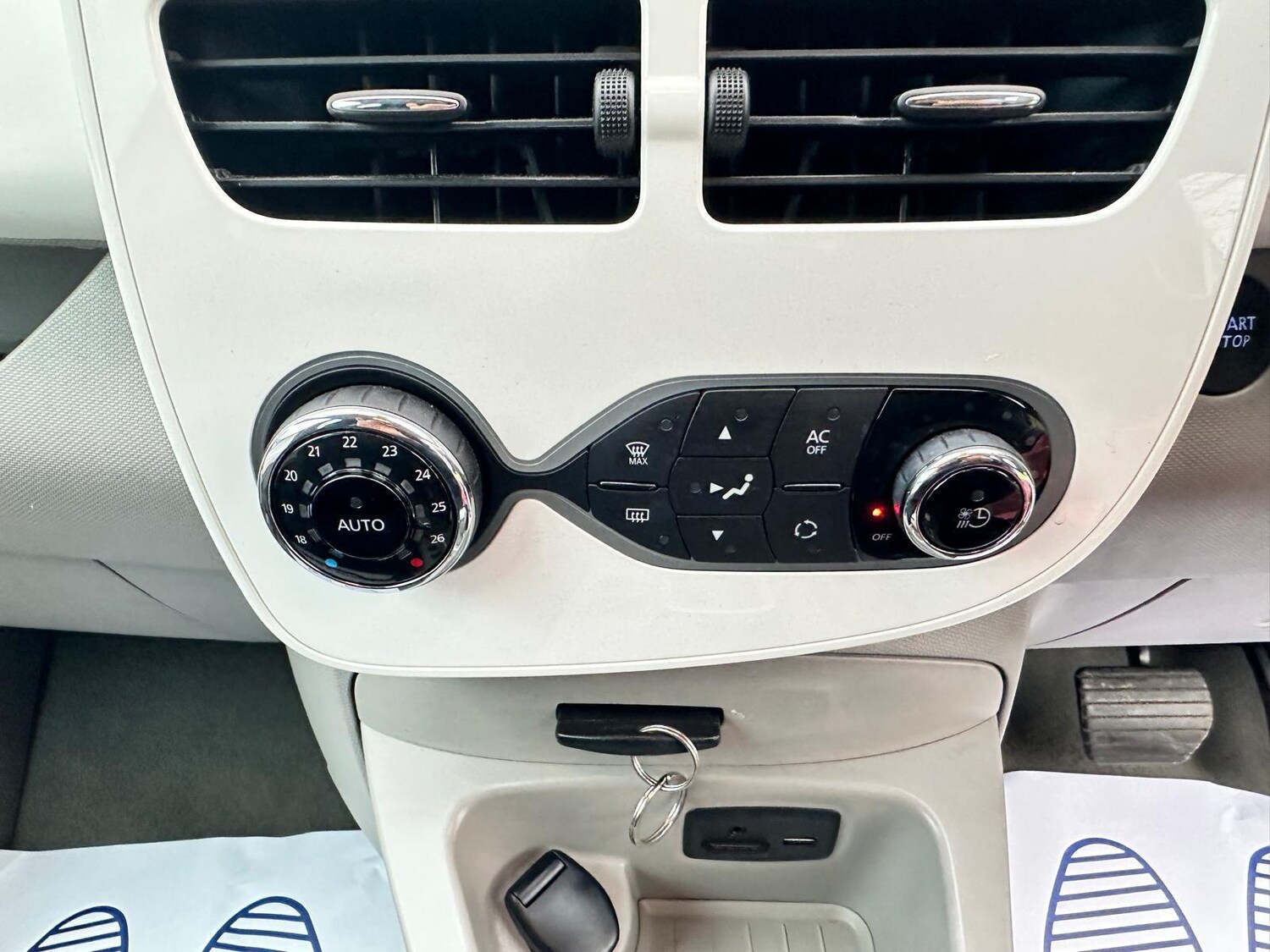 Used Renault Zoe for sale - 77549417: Photo 23