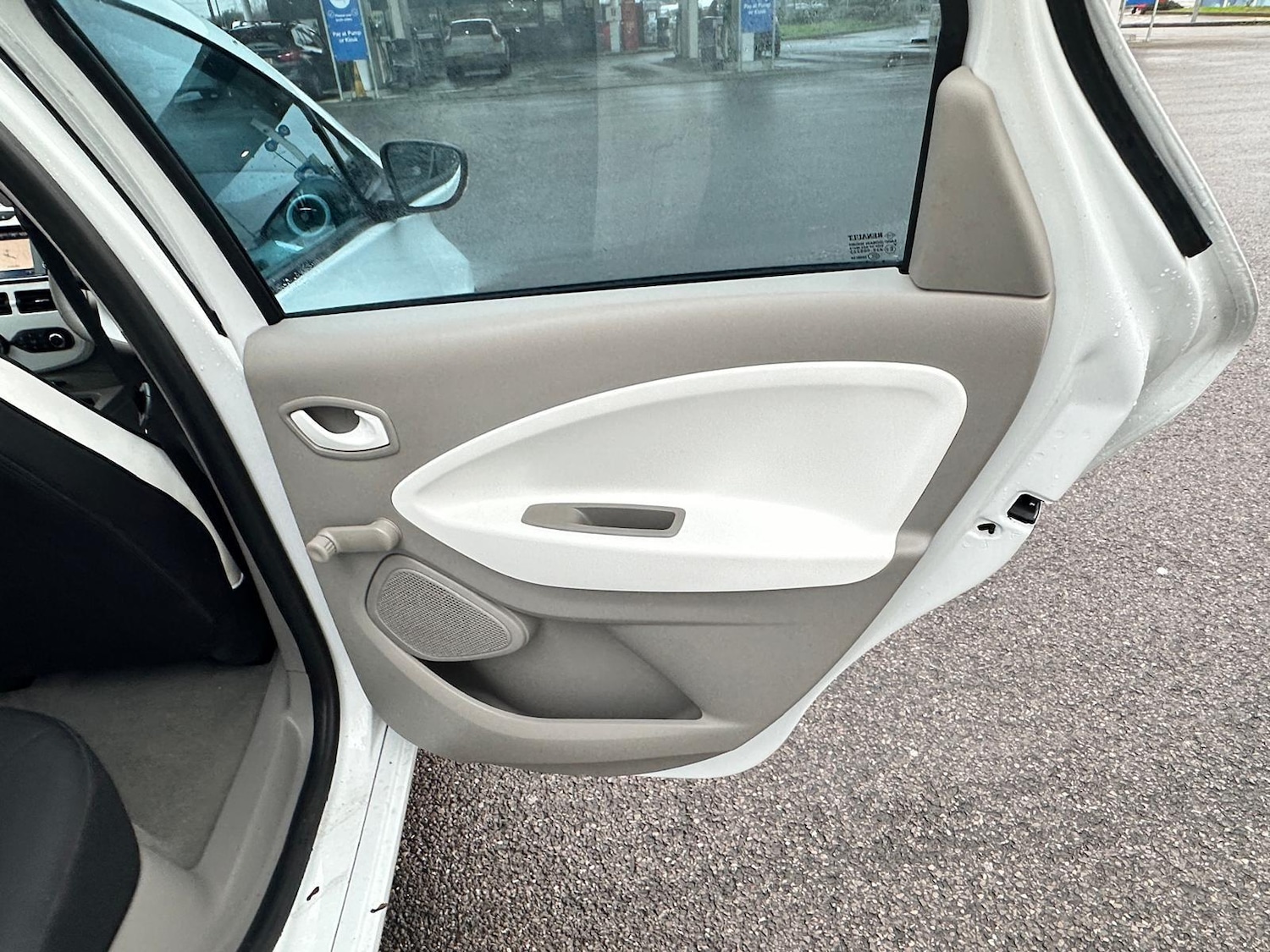 Used Renault Zoe for sale - 77549417: Photo 28