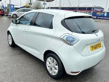 Used Renault Zoe 2015 for sale - 77549417: Photo