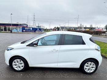 Used Renault Zoe 2015 for sale - 77549417: Photo