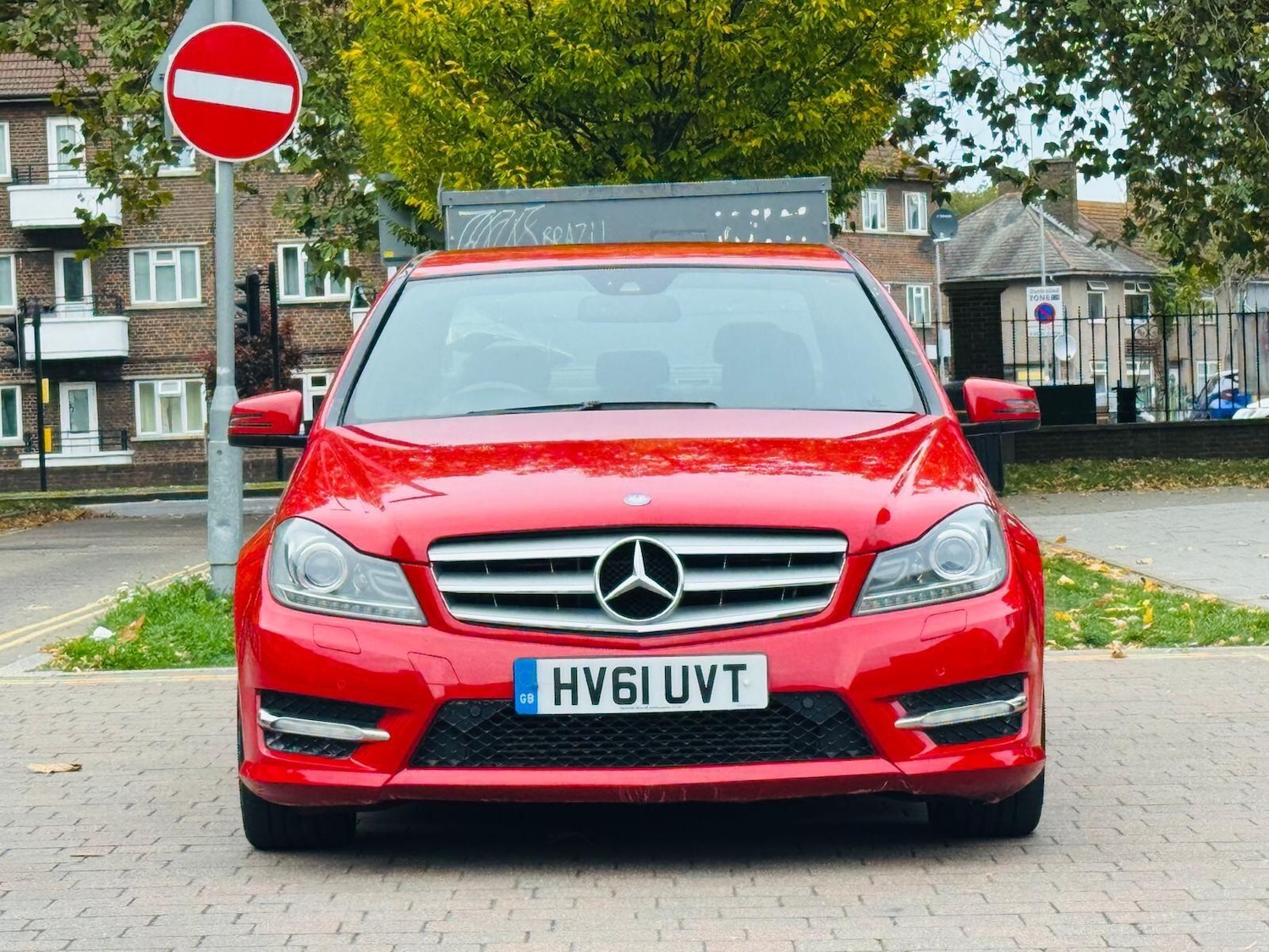 Used Mercedes-Benz C Class 2011 for sale - 77016981: Photo 2