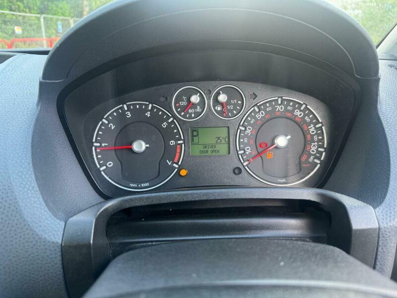 Used Ford Fiesta 2007 for sale - 77015299: Photo 31