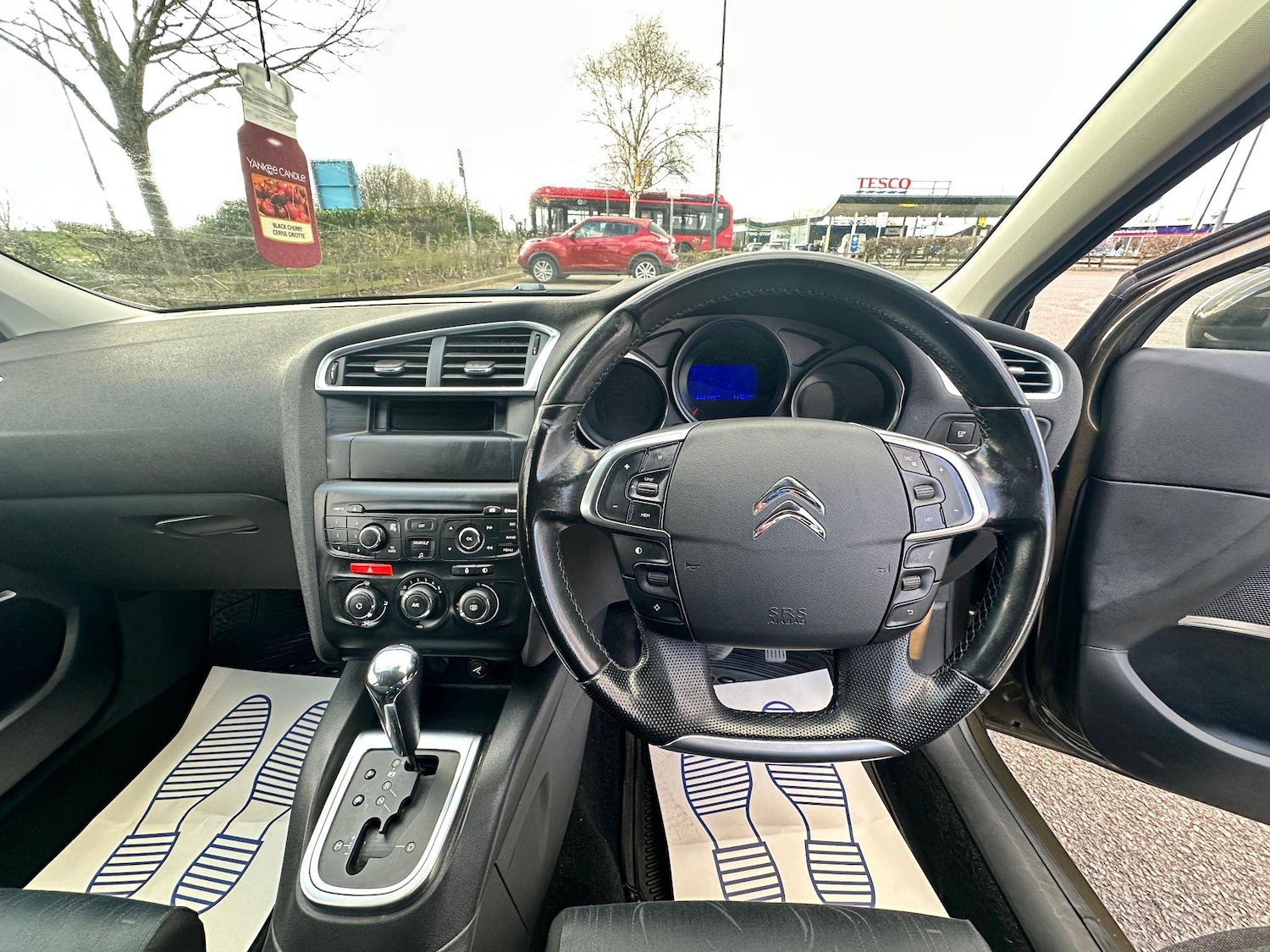 Vehicle 22