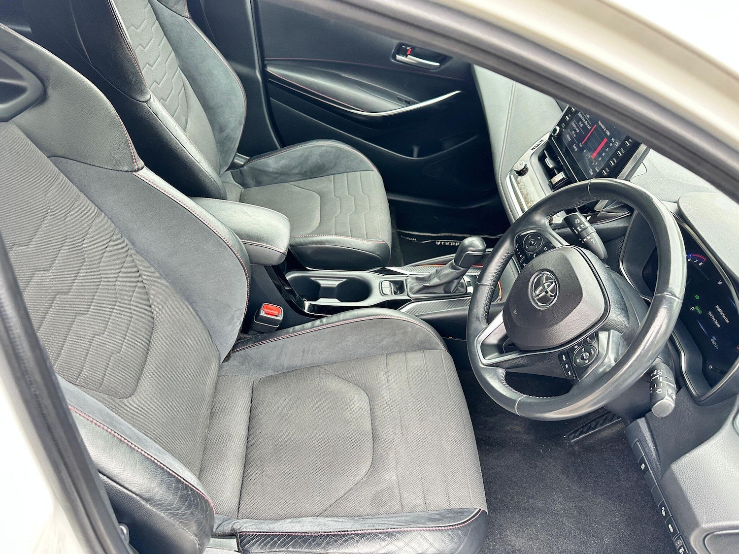 Used Toyota Corolla 2019 for sale - 76284441: Photo 21